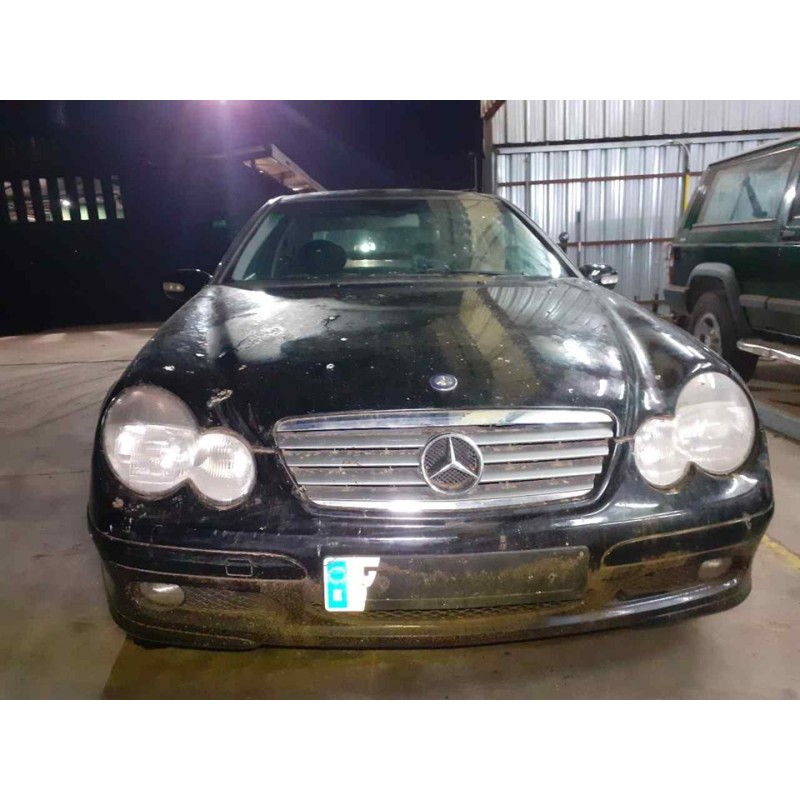 mercedes-benz clase c (w203) sportcoupe del año 2001