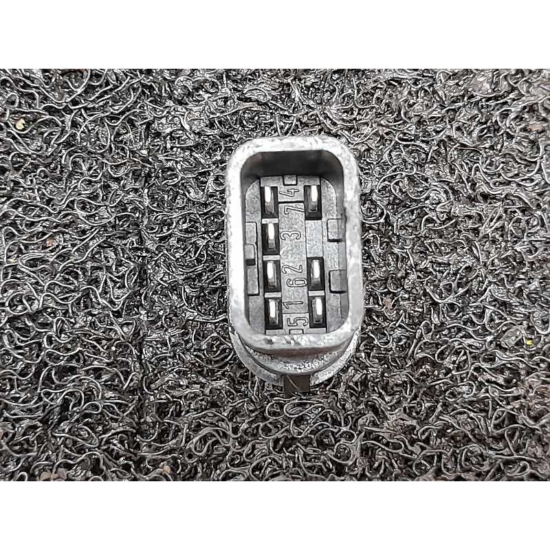 Recambio de mando elevalunas delantero derecho para ford escort berlina/turnier ghia turnier referencia OEM IAM - Blanco 2