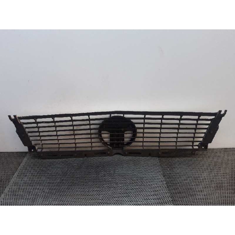 Recambio de rejilla delantera para tata grand telcosport referencia OEM IAM  81559 2