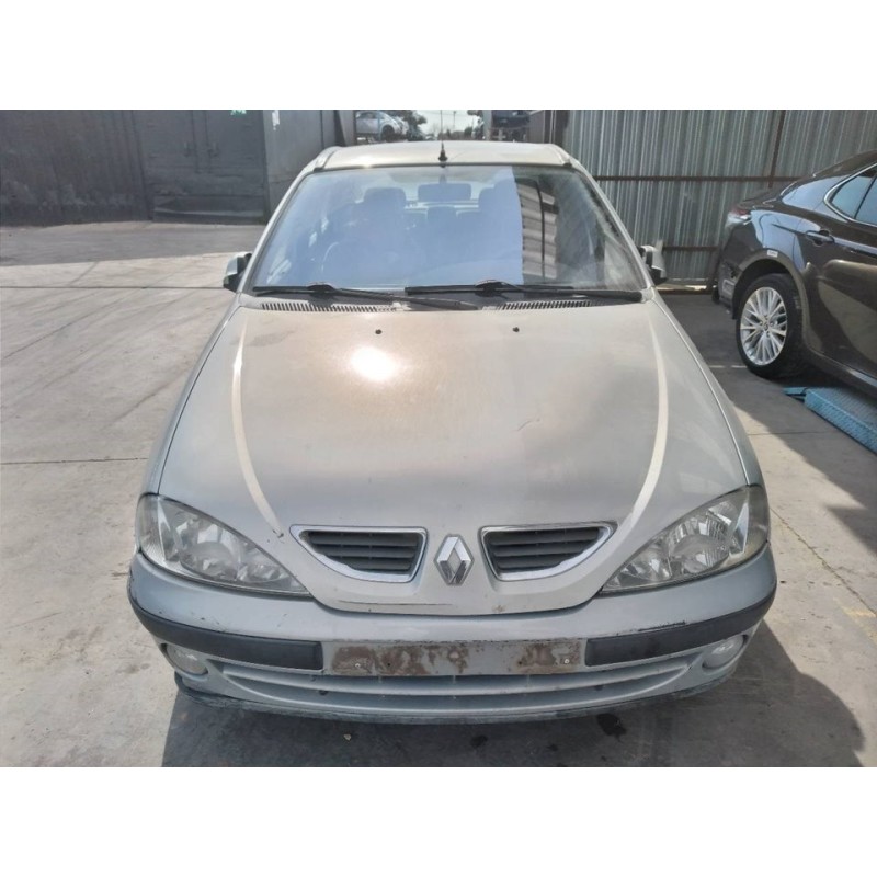 renault megane i fase 2 classic (la..) del año 2000