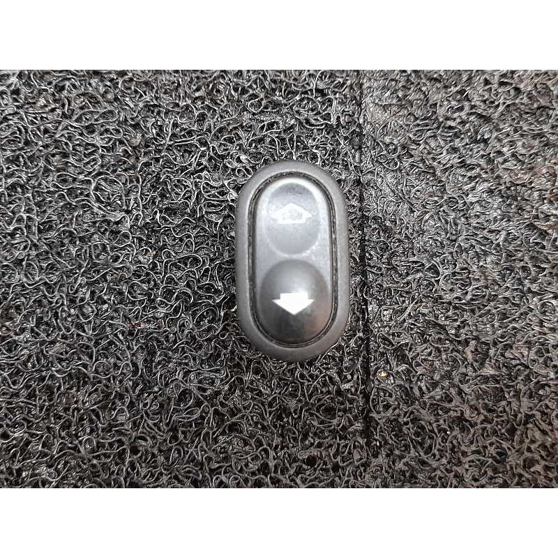 Recambio de mando elevalunas delantero izquierdo para ford escort berlina/turnier ghia turnier referencia OEM IAM   