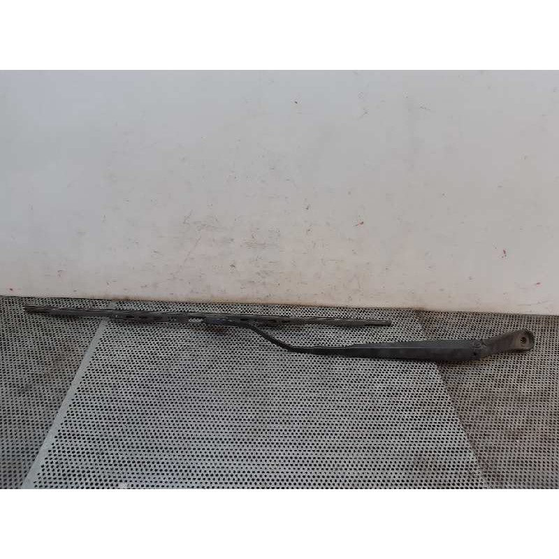 Recambio de brazo limpia delantero derecho para nissan note (e11e) acenta referencia OEM IAM   