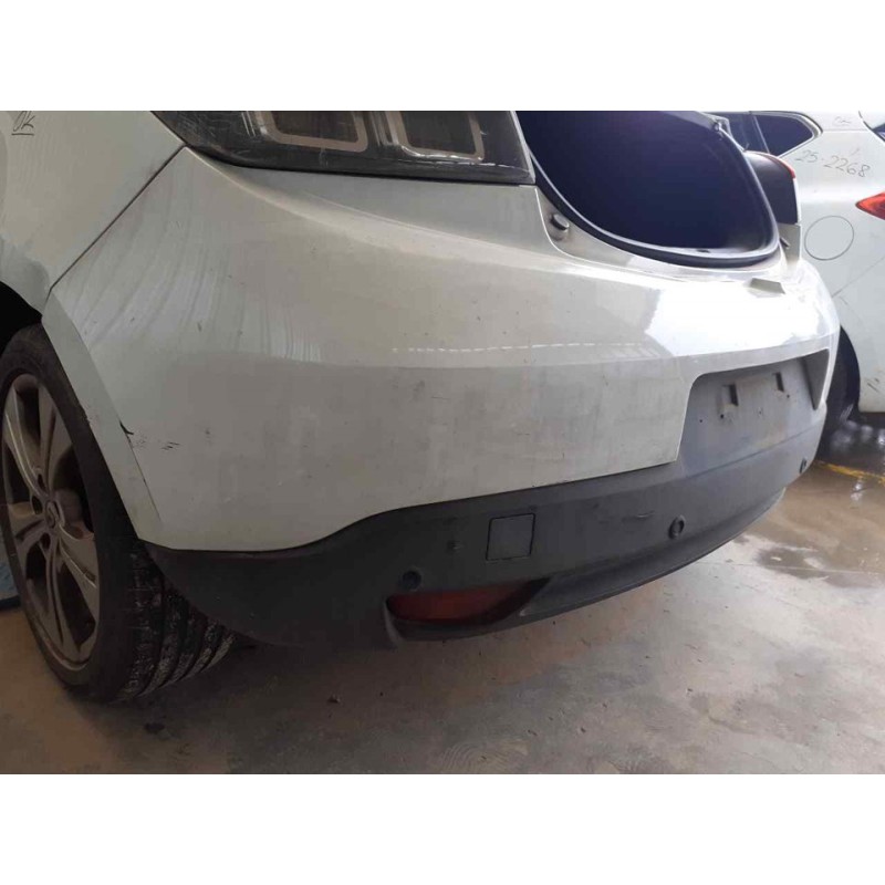 Recambio de paragolpes trasero para renault megane iii coupe dynamique referencia OEM IAM - Blanco 2