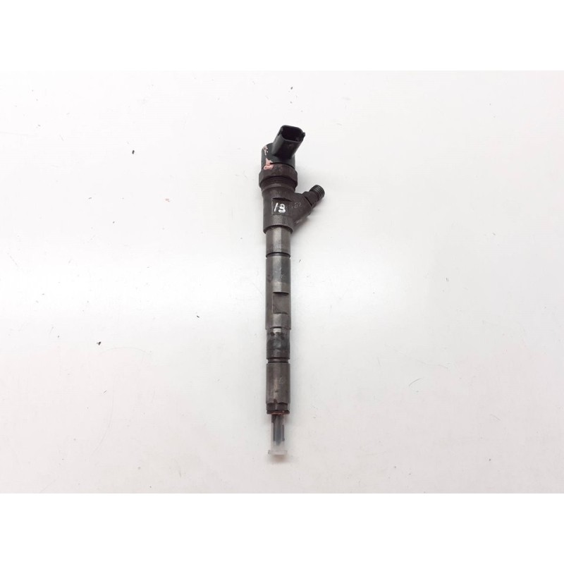 Recambio de inyector para kia sorento 2.5 crdi ex referencia OEM IAM 0445110186  