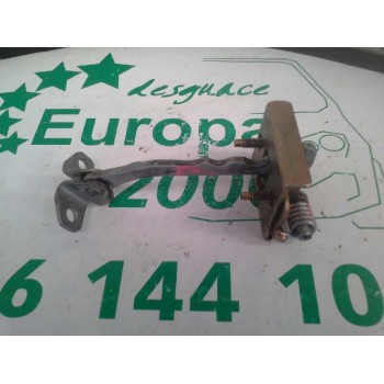 RETENEDOR PUERTA DELANTERA DERECHA 