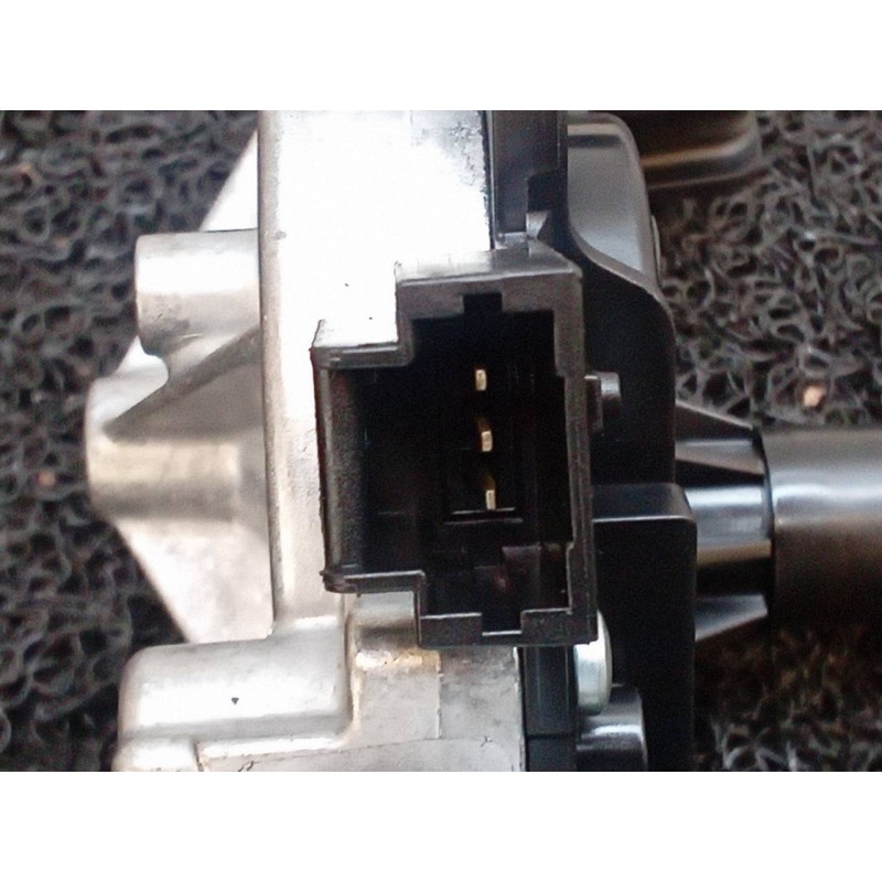 Recambio de motor limpia trasero para citroën c3 live referencia OEM IAM 0390205008 9811259980 BOSCH 3