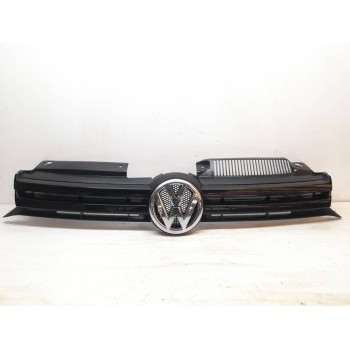 REJILLA DELANTERA 5K0853653 