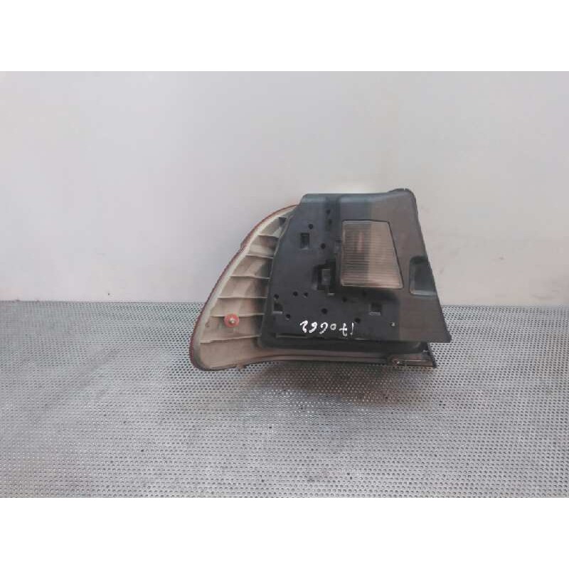 Recambio de piloto trasero derecho para bmw serie 3 berlina (e46) 320d referencia OEM IAM 2