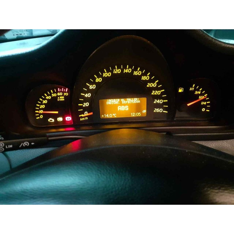 mercedes-benz clase c (w203) sportcoupe del año 2001