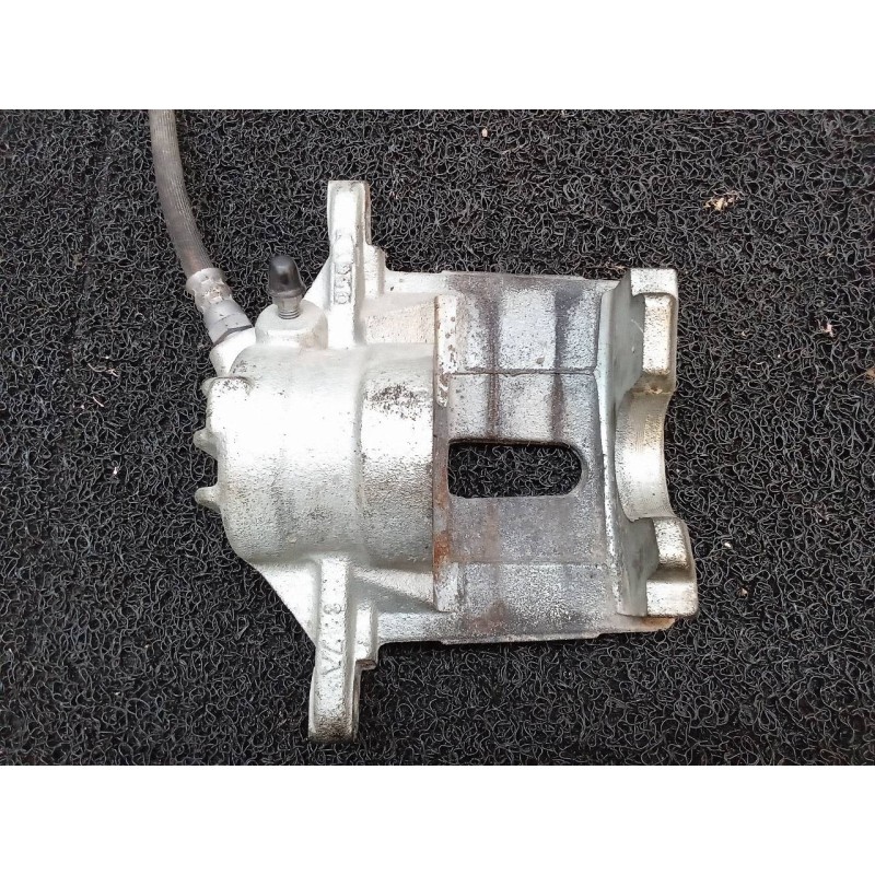Recambio de pinza de freno delantera derecha para citroën c3 live referencia OEM IAM Y01132  BOSCH 2