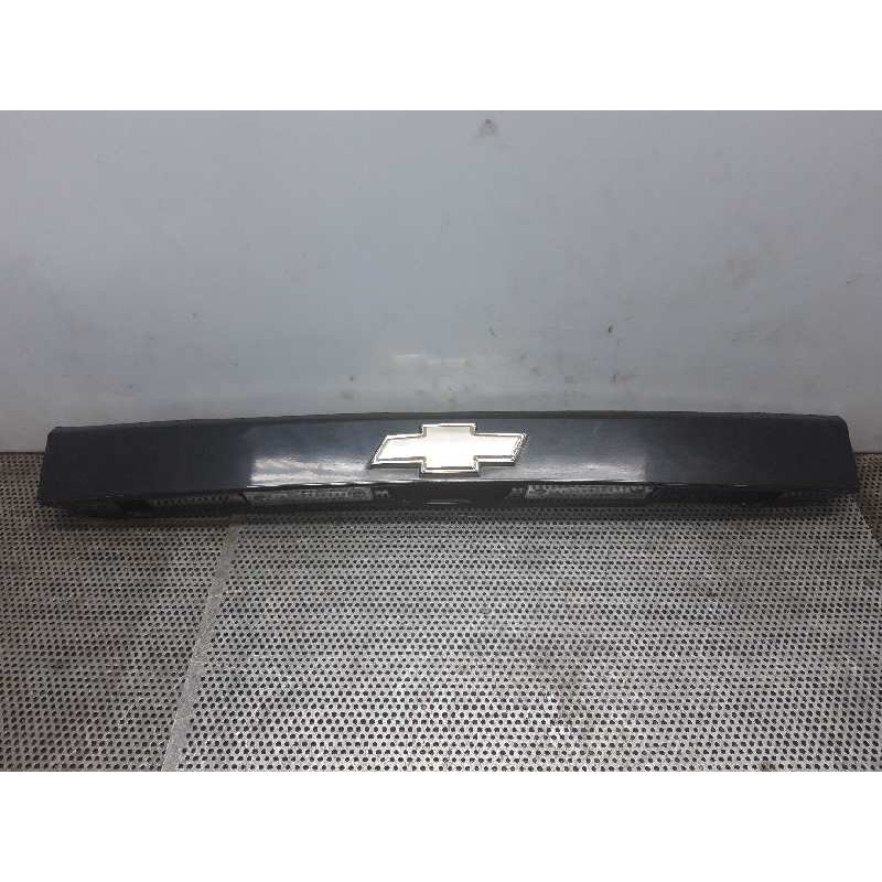 Recambio de molduras traseras para chevrolet kalos 1.2 se referencia OEM IAM   