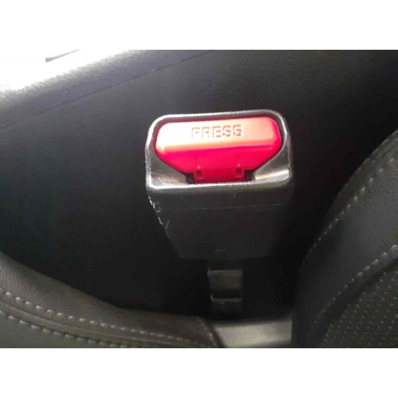 Recambio de enganche cinturon delantero izquierdo para nissan qashqai (j11) 360 referencia OEM IAM - Blanco 2