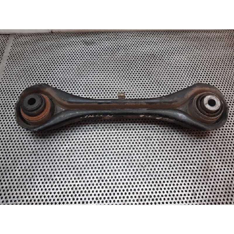 Recambio de tirante trasero derecho para bmw serie 3 berlina (e90) 320d referencia OEM IAM 677798005  