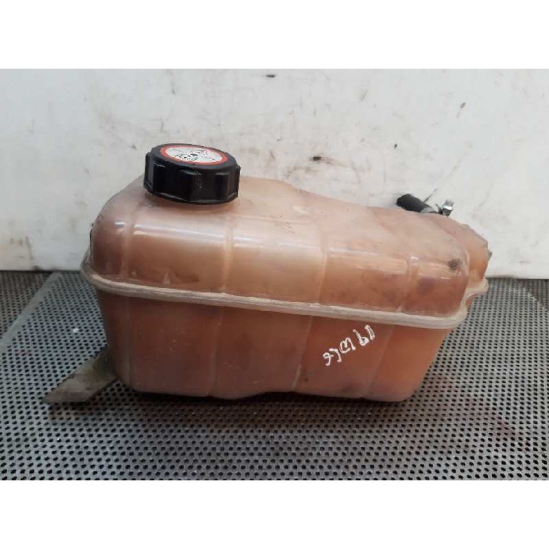 Recambio de deposito expansion para ford fiesta berlina ghia referencia OEM IAM 3
