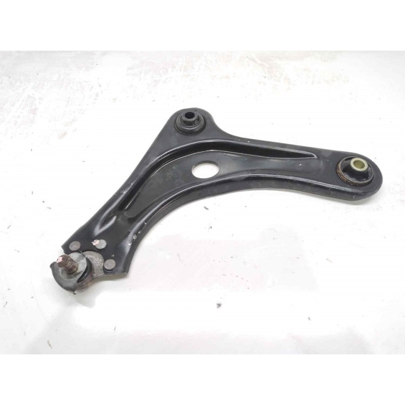 Recambio de brazo suspension delantero izquierdo para peugeot 208 active referencia OEM IAM C17  