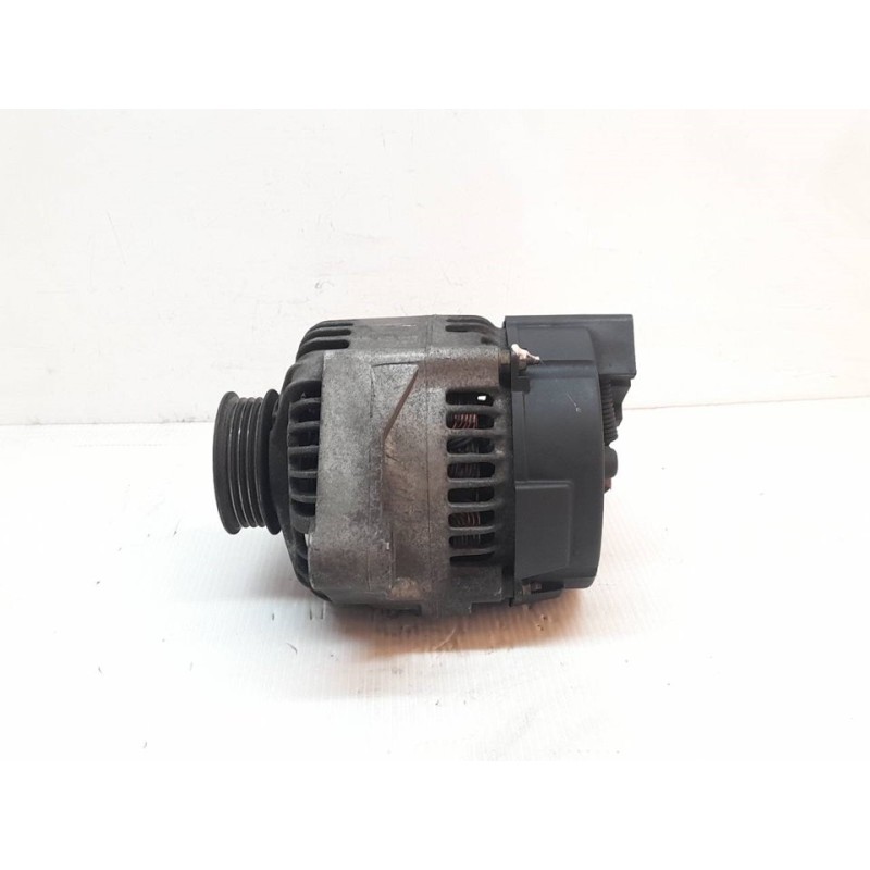 Recambio de alternador para smart coupe básico (45kw) referencia OEM IAM 63321658 0003250V010 
