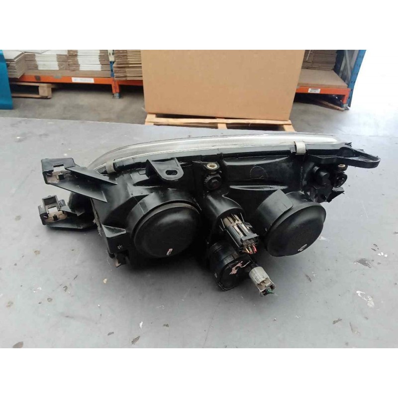 Recambio de faro derecho para toyota avensis berlina (t 22) 1.6 luna (4-ptas.) referencia OEM IAM 5