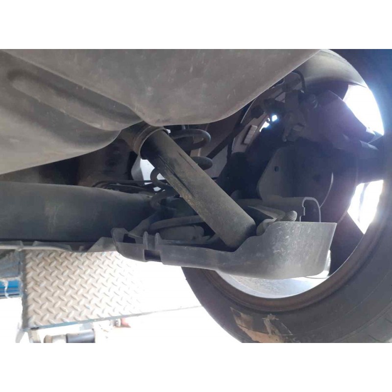 Recambio de puente trasero para renault megane iii coupe dynamique referencia OEM IAM - Blanco 3