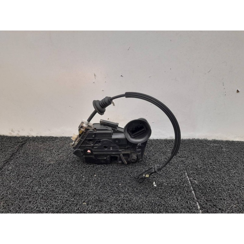 Recambio de cerradura puerta trasera derecha para volkswagen golf vi (5k1) advance referencia OEM IAM 5K4839016H - Negro 4