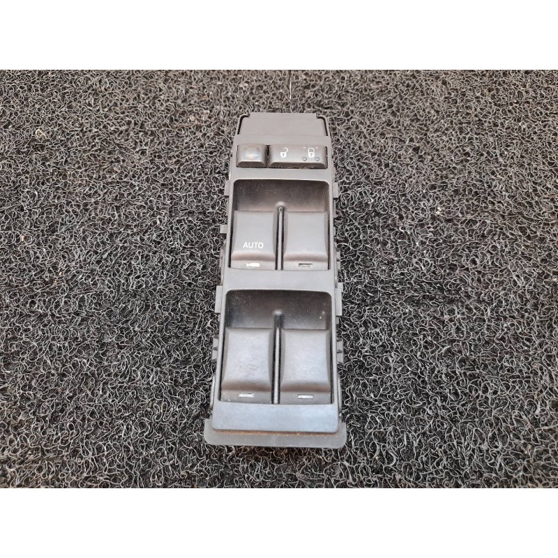 Recambio de mando elevalunas delantero izquierdo para dodge caliber se referencia OEM IAM 56040691AD  