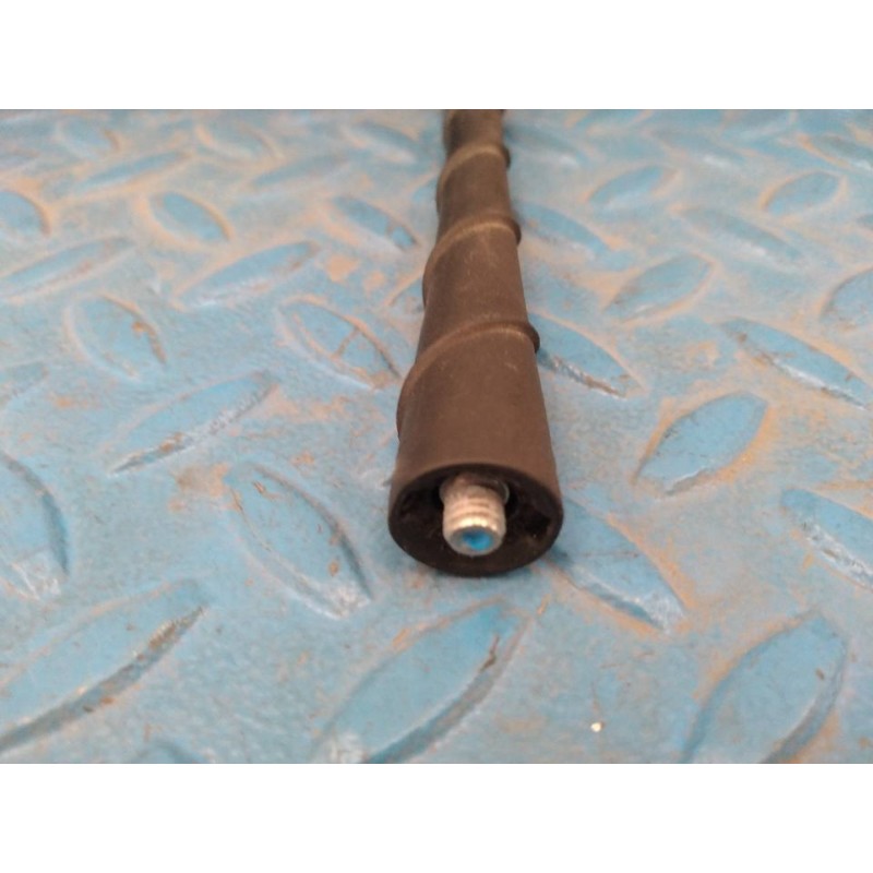 Recambio de antena para skoda fabia ambition plus referencia OEM IAM - Blanco 2