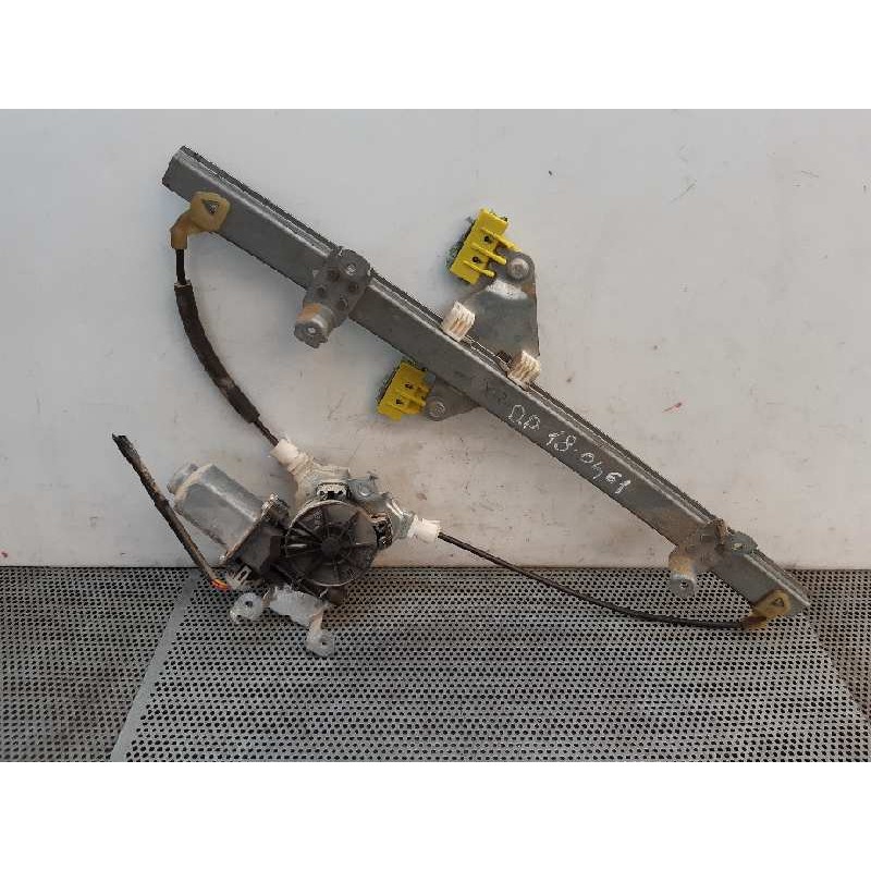 Recambio de elevalunas delantero derecho para nissan note (e11e) acenta referencia OEM IAM 400936C  