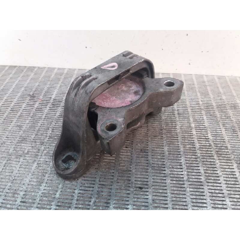 Recambio de soporte motor derecho para ford focus berlina (cak) 1.8 tddi turbodiesel cat referencia OEM IAM