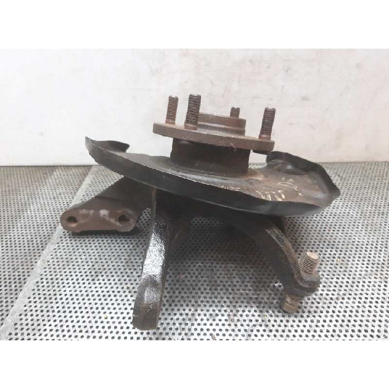 Recambio de mangueta delantera derecha para nissan bluebird berlina./combi.(u11) referencia OEM IAM  59585 3