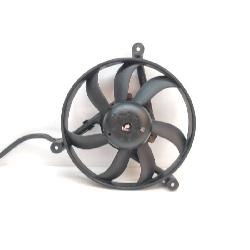 Recambio de electroventilador radiador aire acondicionado para volkswagen golf iv berlina (1j1) advance referencia OEM IAM   GAT