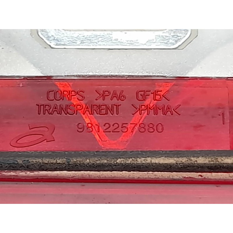 Recambio de luz central de freno para citroën c3 feel referencia OEM IAM 9812257880 4