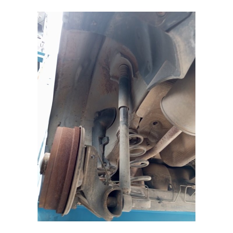 Recambio de amortiguador trasero izquierdo para dacia duster ambiance 4x2 referencia OEM IAM   