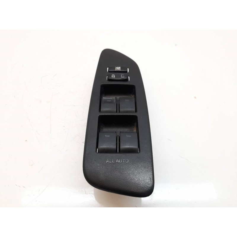 Recambio de mando elevalunas delantero izquierdo para toyota auris active referencia OEM IAM 8404002080  