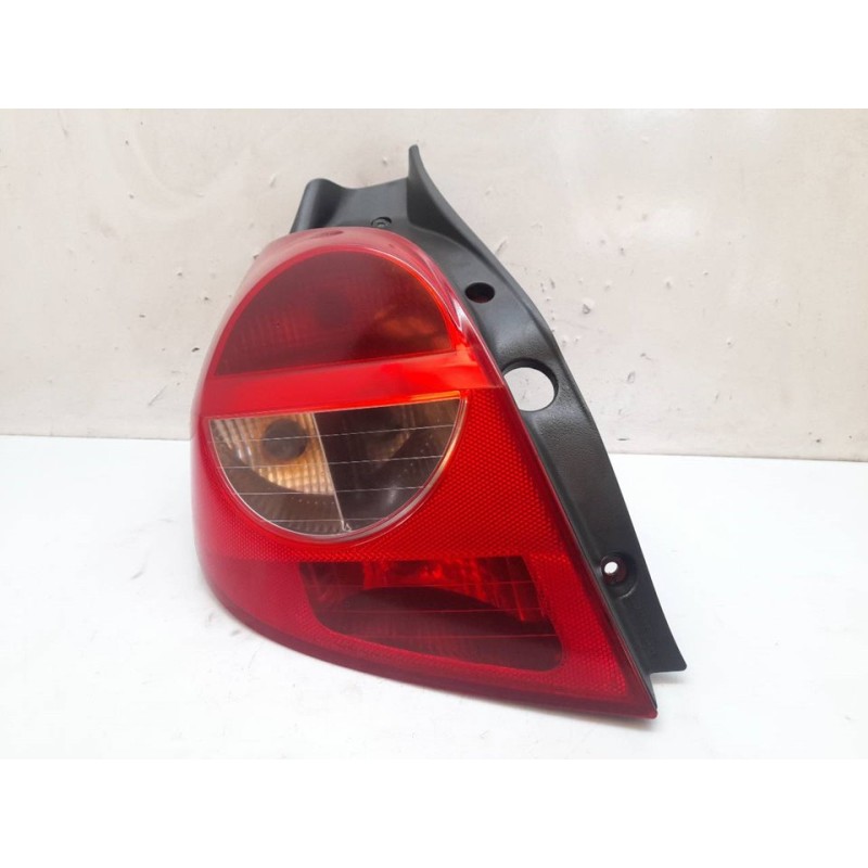 Recambio de piloto trasero izquierdo para renault clio iii pack dynamique referencia OEM IAM   