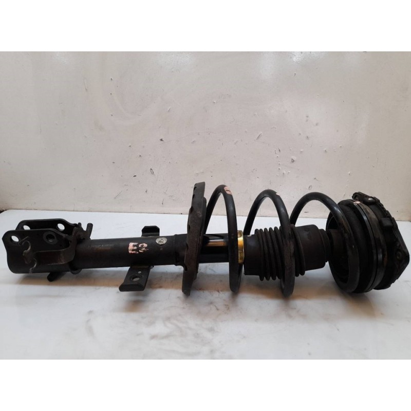 Recambio de amortiguador delantero izquierdo para renault clio iii pack dynamique referencia OEM IAM 8200556694  
