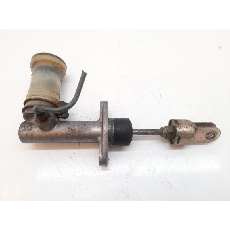 Recambio de bomba embrague para mitsubishi pajero 2.5 td referencia OEM IAM   