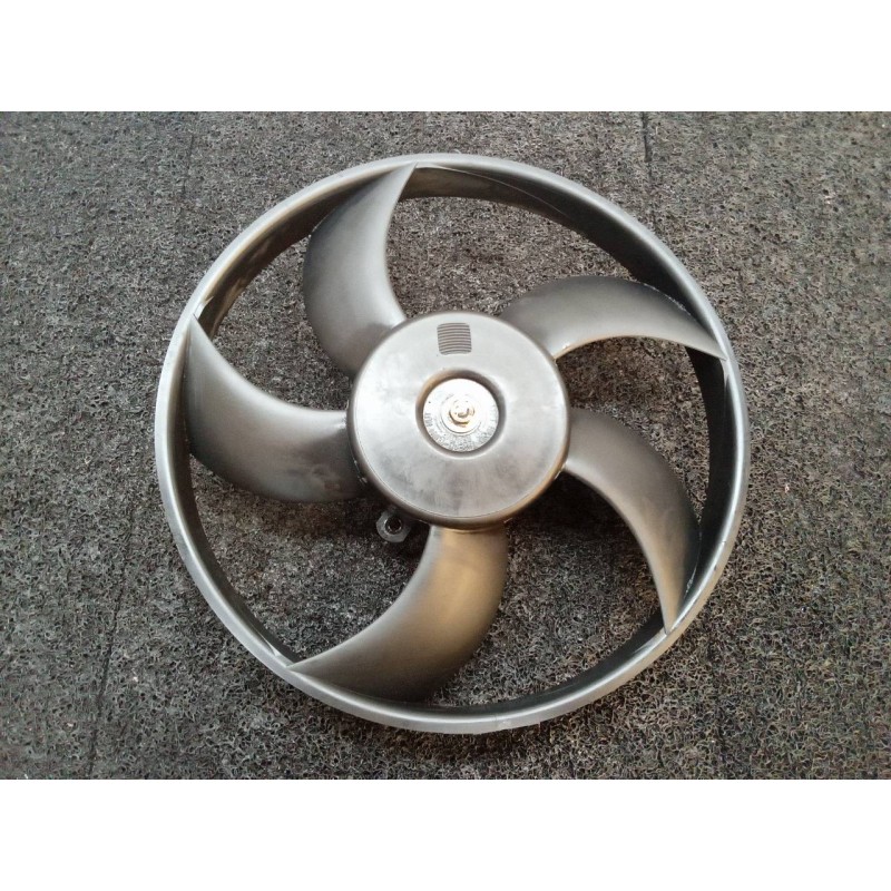 Recambio de electroventilador para chrysler jeep compass limited plus 4x2 referencia OEM IAM N153959 A1192095833 NIDEC