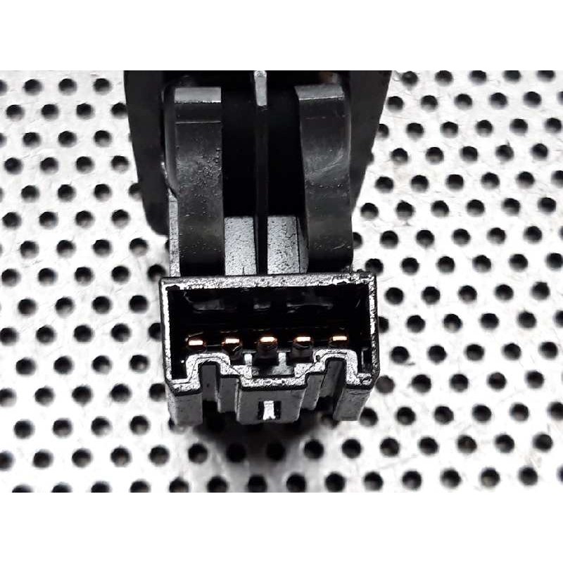 Recambio de mando elevalunas delantero derecho para suzuki liana rh (er) 1.6 4wd referencia OEM IAM - Negro 2