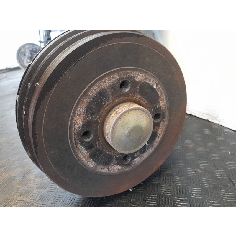 Recambio de puente trasero para renault clio iii pack dynamique referencia OEM IAM 13617A3517 5