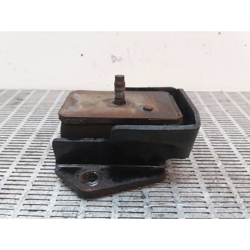 Recambio de soporte motor derecho para mitsubishi pajero 2.5 td referencia OEM IAM MB007023  
