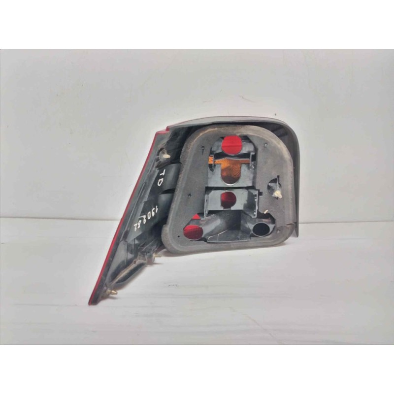 Recambio de piloto trasero derecho para volkswagen golf iv berlina (1j1) highline referencia OEM IAM - Gris 8
