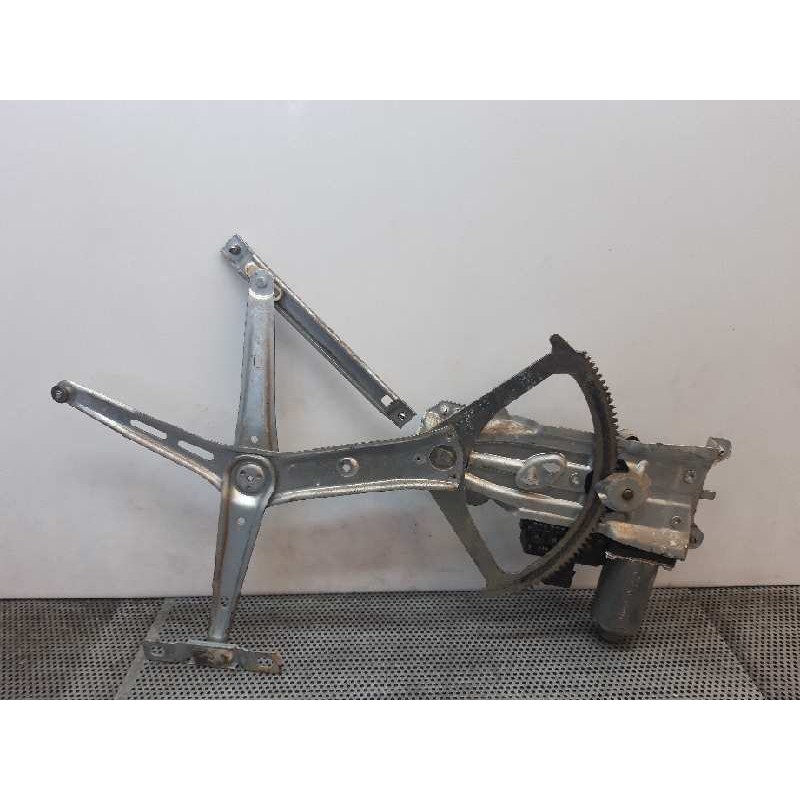 Recambio de elevalunas delantero derecho para opel astra h berlina 1.7 16v cdti referencia OEM IAM - Gris 2