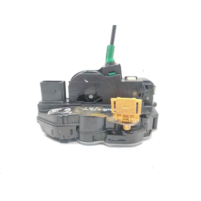 Recambio de cerradura puerta trasera derecha para chevrolet aveo berlina hatchback ltz referencia OEM IAM 3023880RH4  