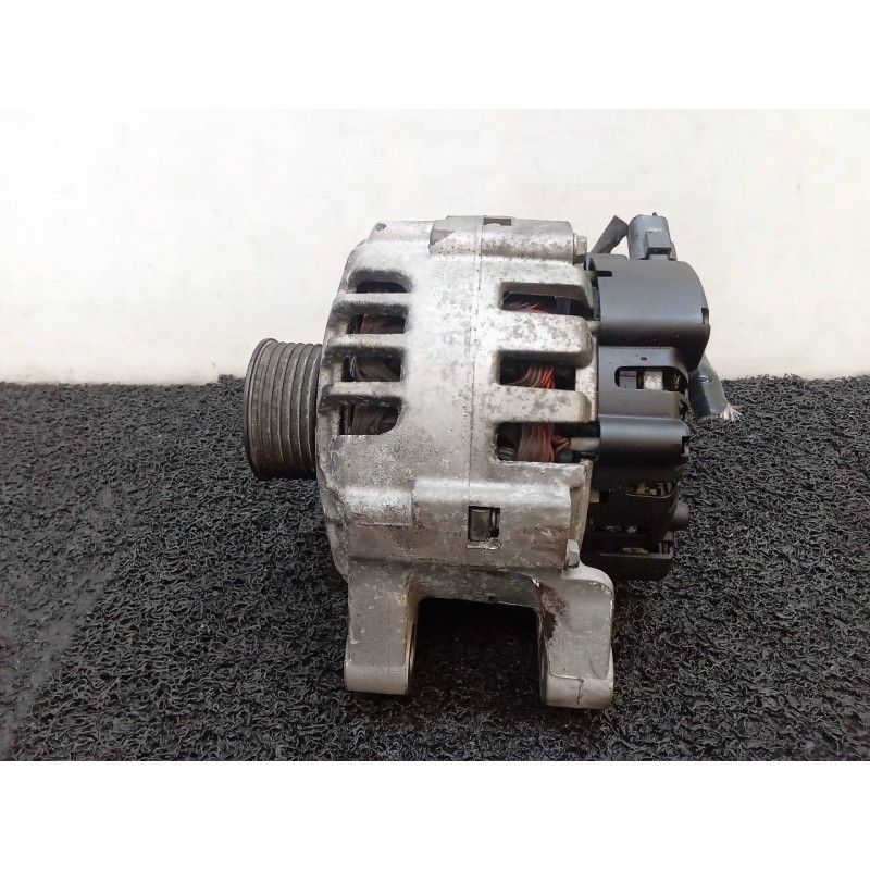 Recambio de alternador para peugeot 206+ básico referencia OEM IAM 9665577780 2607210A 