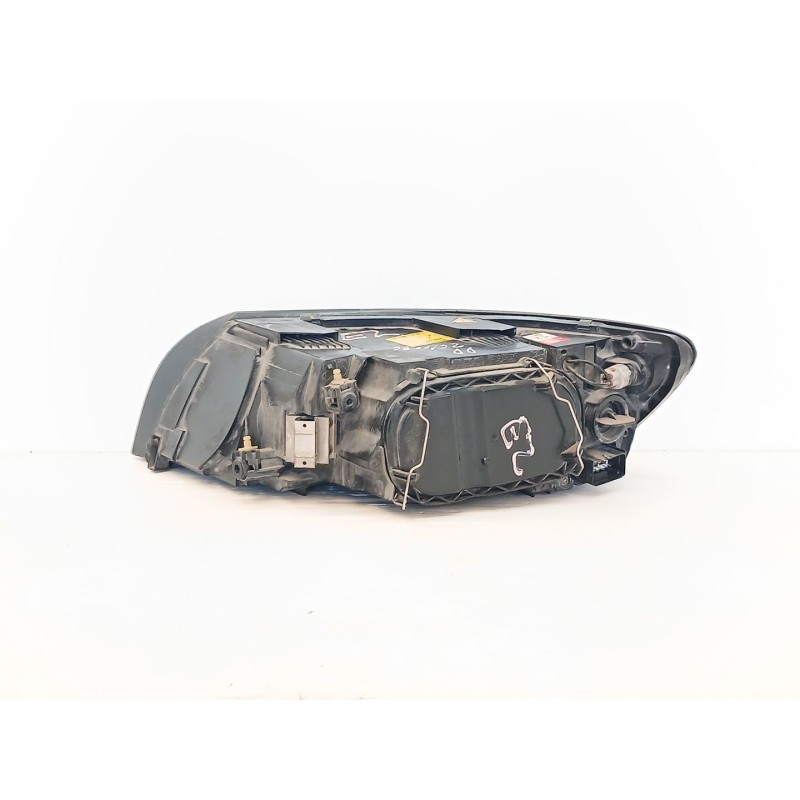 Recambio de faro derecho para volvo s40 berlina d5 kinetic referencia OEM IAM 30698878 0301198272 4