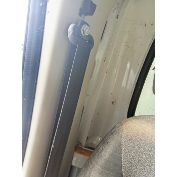 CINTURON SEGURIDAD DELANTERO DERECHO 