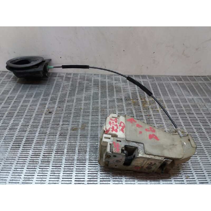 Recambio de cerradura puerta trasera izquierda para ford fiesta berlina referencia OEM IAM  102953 3