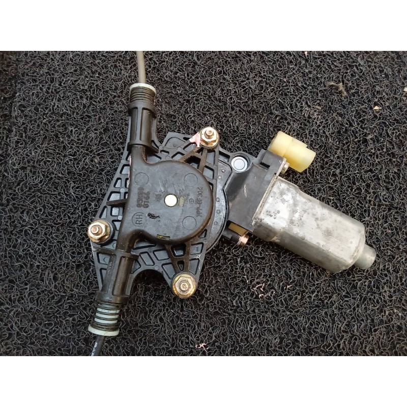 Recambio de elevalunas delantero derecho para kia rio 1.4 ex1 referencia OEM IAM 5K011 4