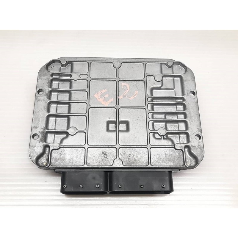 Recambio de centralita motor uce para opel astra j sports tourer enjoy referencia OEM IAM 55579893  DENSO - Blanco 3