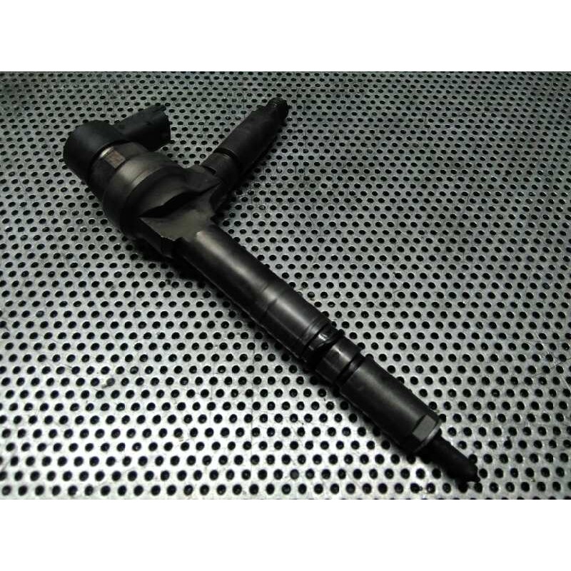 Recambio de inyector para opel astra h berlina 1.7 16v cdti referencia OEM IAM 0445110175  