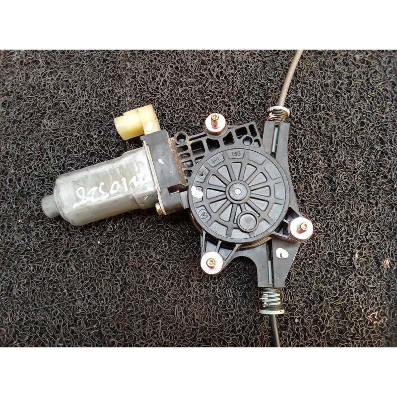 Recambio de elevalunas delantero derecho para kia rio 1.4 ex1 referencia OEM IAM 5K011 5